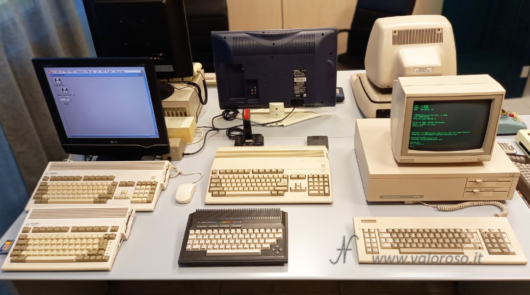 Desk Amiga 500, A600, A1200, Commodore Plus4, Commodore PC10, Commodore Amiga 600, Amiga 1200, Cloanto, thematic path